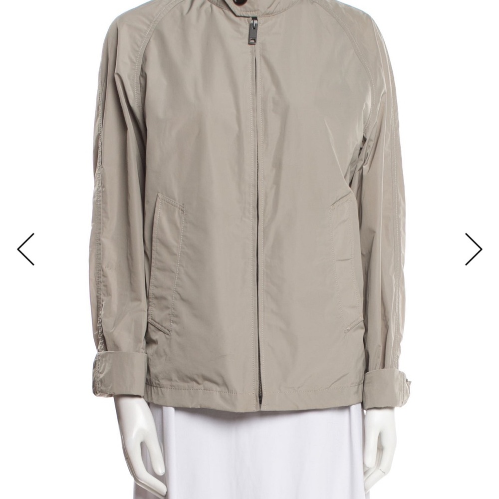 Burberry Tan Trench Coat with Checkered Lining - Picture 3 of 4
